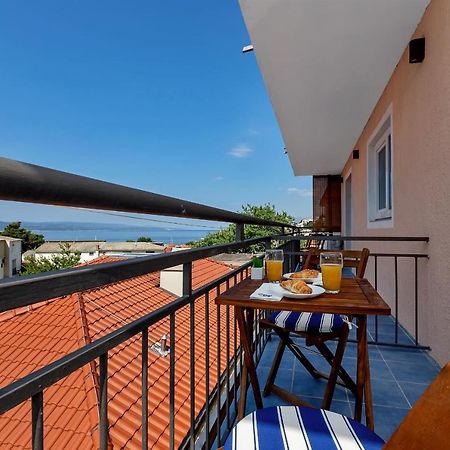Apartments Rose Baska Voda Exterior photo