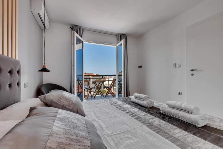 Apartments Rose Baska Voda Exterior photo